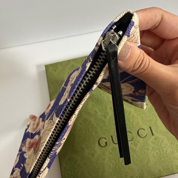 Gucci Floral Zip Pouch with Box NEW - Picture 4 of 4